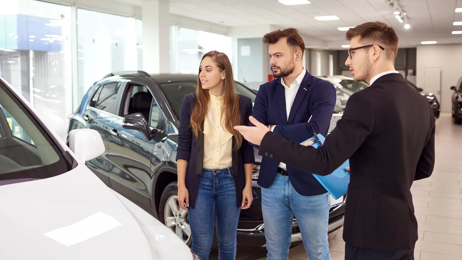 Advantages of Establishing a Used Car Trading Company in Dubai - Smart Zones UAE