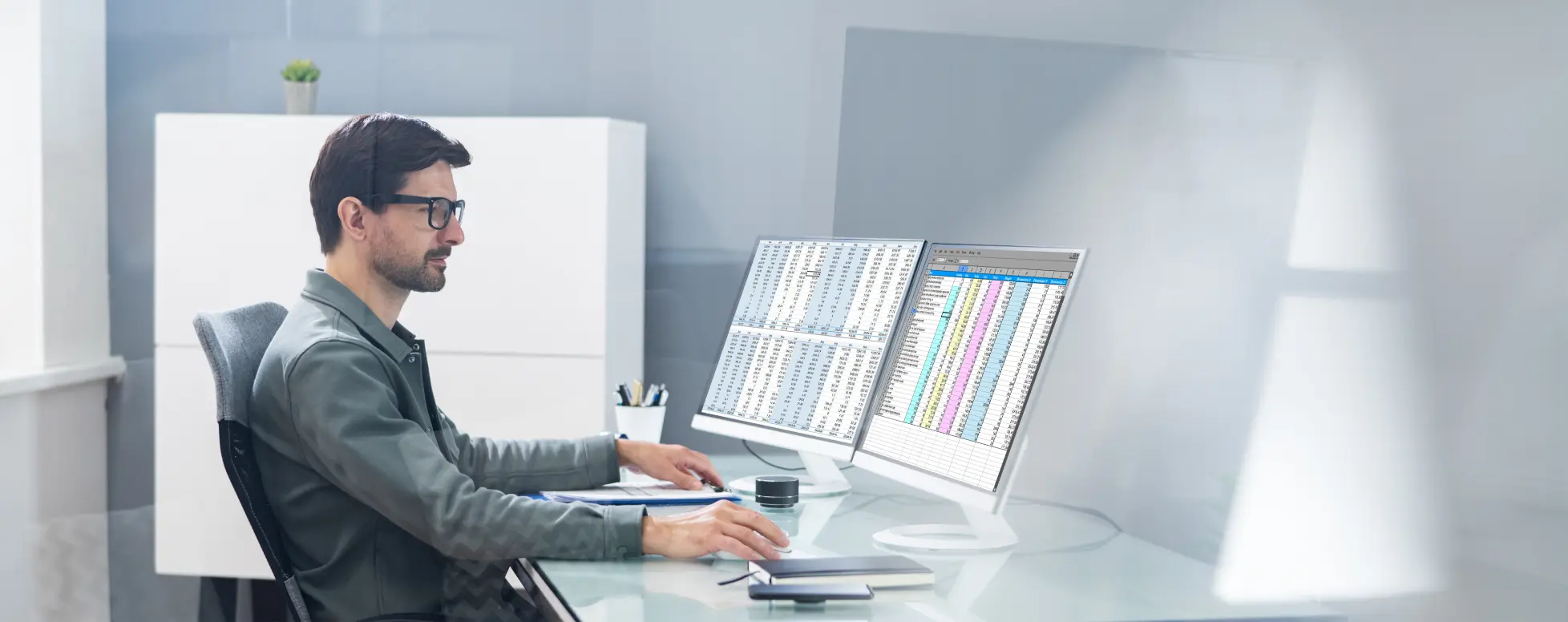 Obtain an audit license in Dubai - Smart Zones UAE