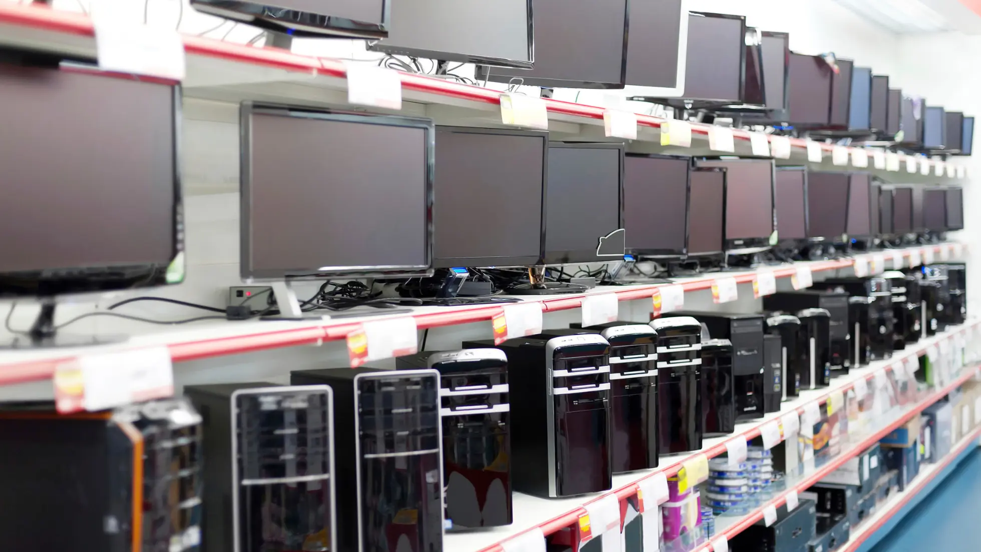 Advantages of Establishing a Computer Trading Shop in Dubai - Smart Zones UAE