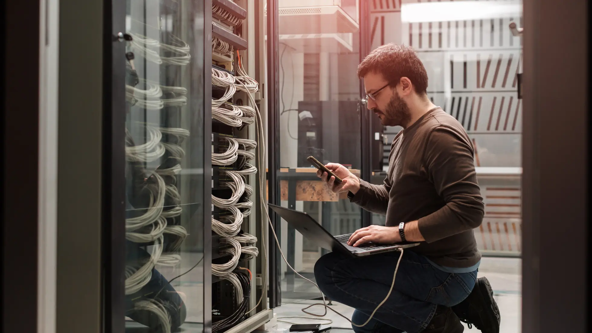 Advantages of Establishing a IT Infrastructure Business in Dubai - Smart Zones UAE