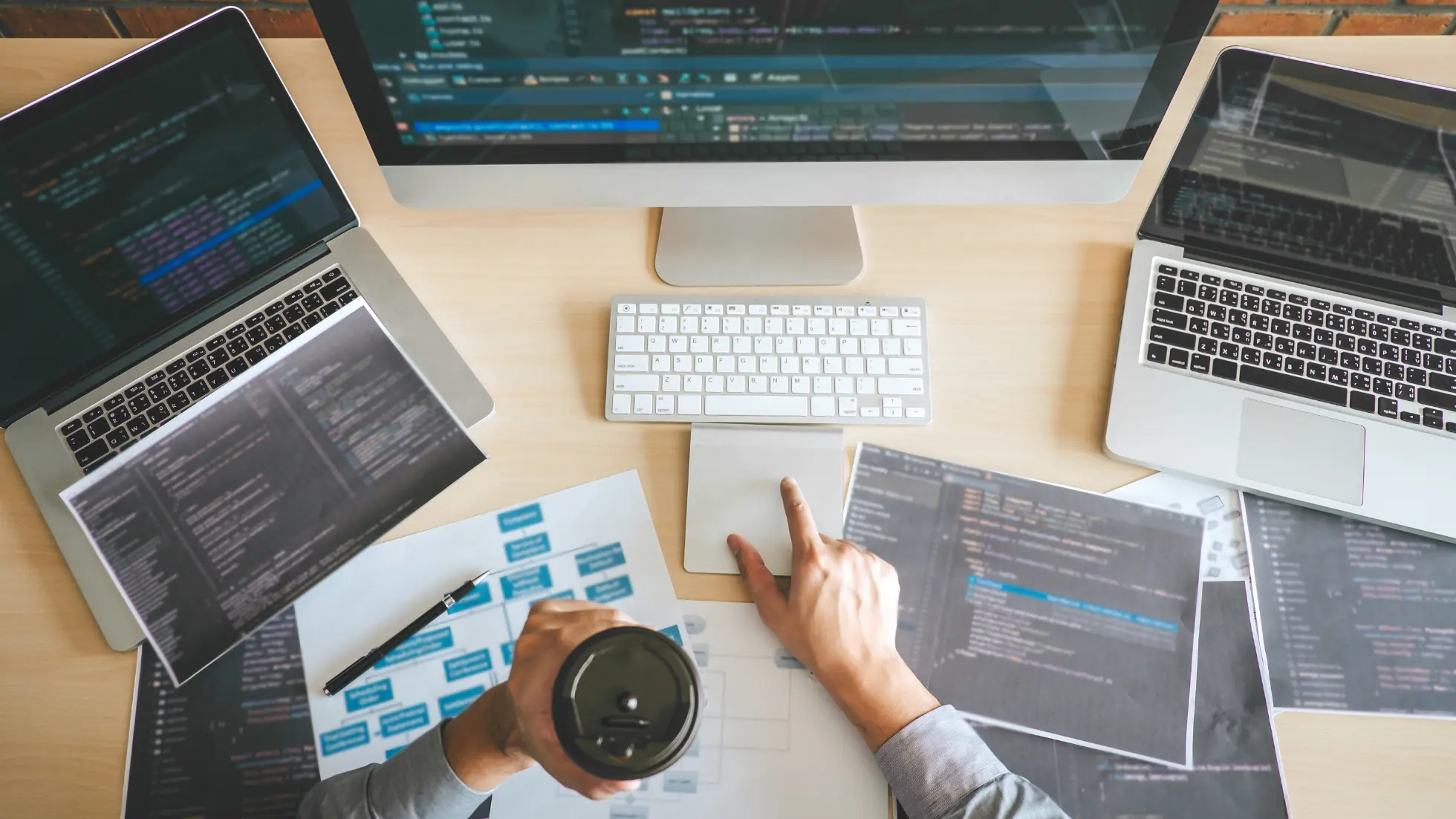 Advantages of Establishing a Software Company in Dubai - Smart Zones UAE