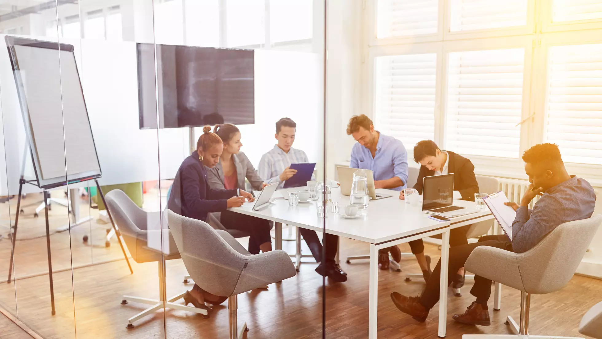 Advantages of partnering with a Startup Incubator in Dubai - Smart Zones UAE