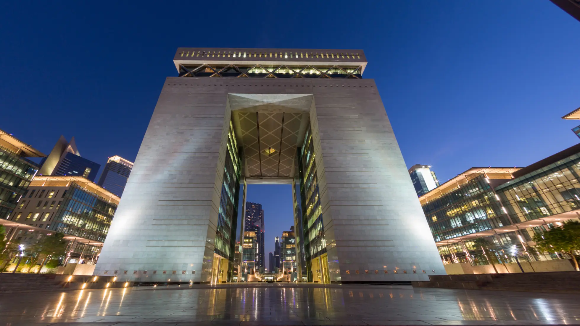 Set Up Your Business in DIFC Free Zone - Smart Zones® UAE