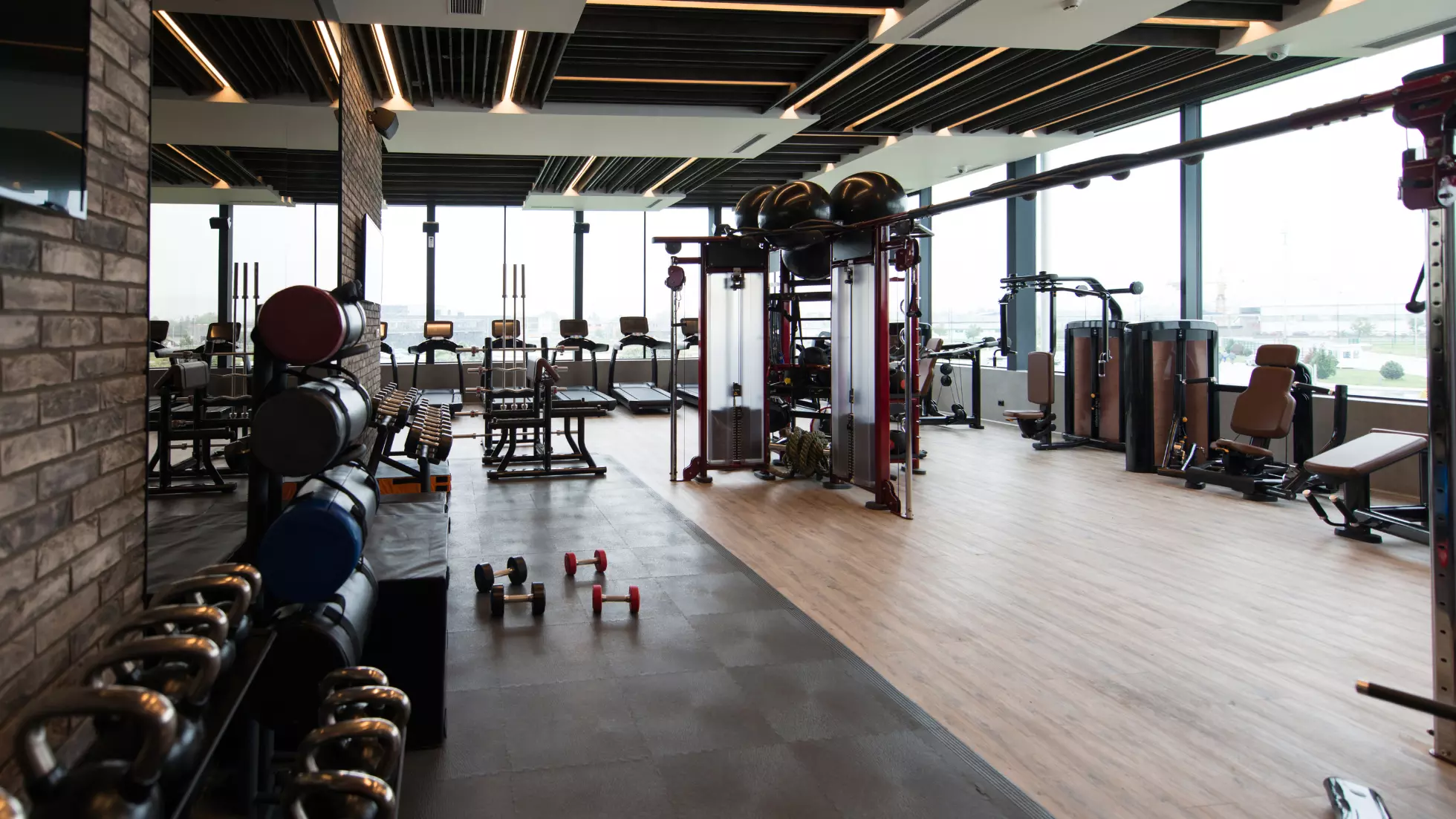 Start your Fitness Center Business in Dubai, UAE - Smart Zones UAE