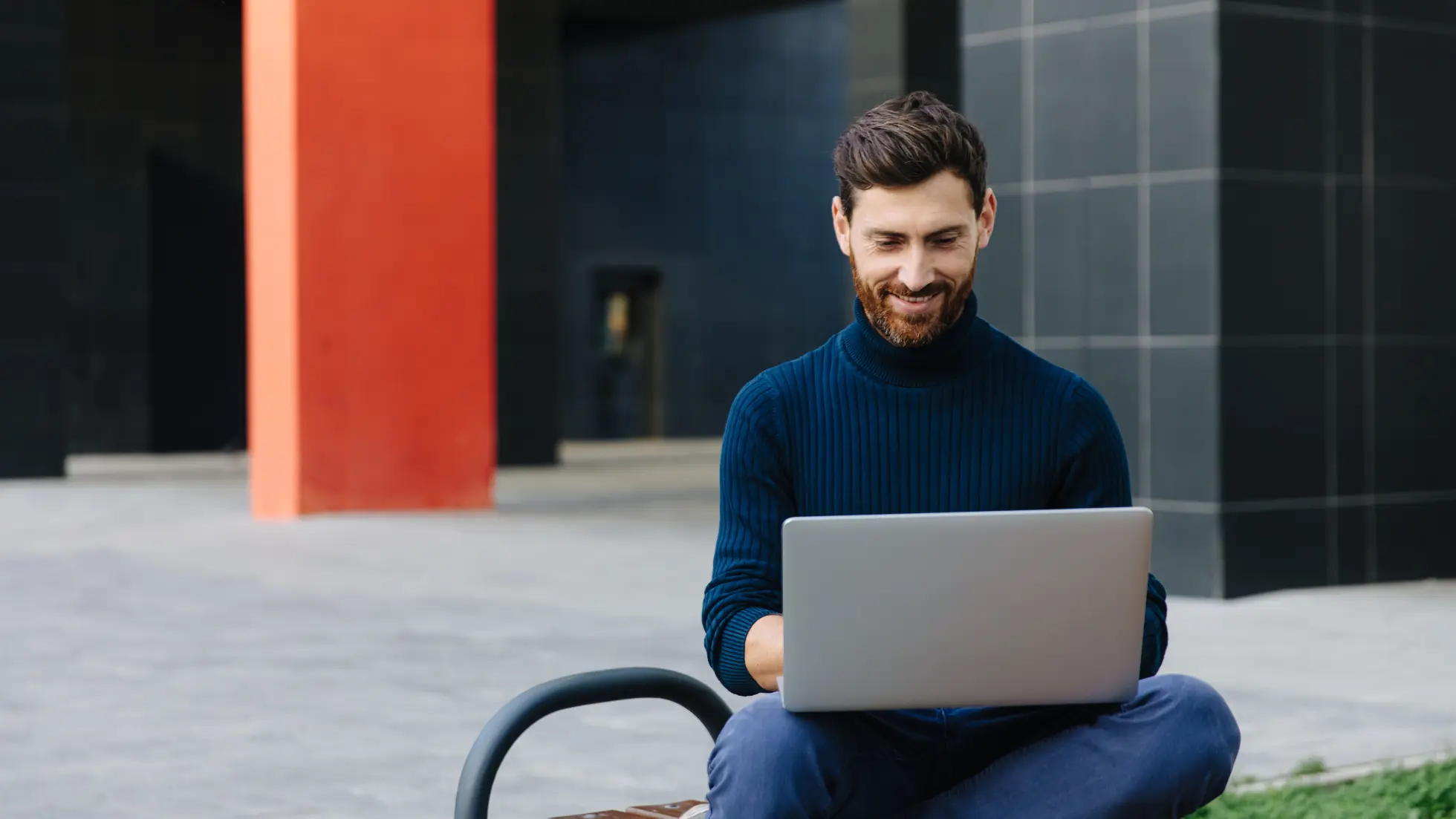 Get your Freelance License in Dubai, UAE - Smart Zones UAE