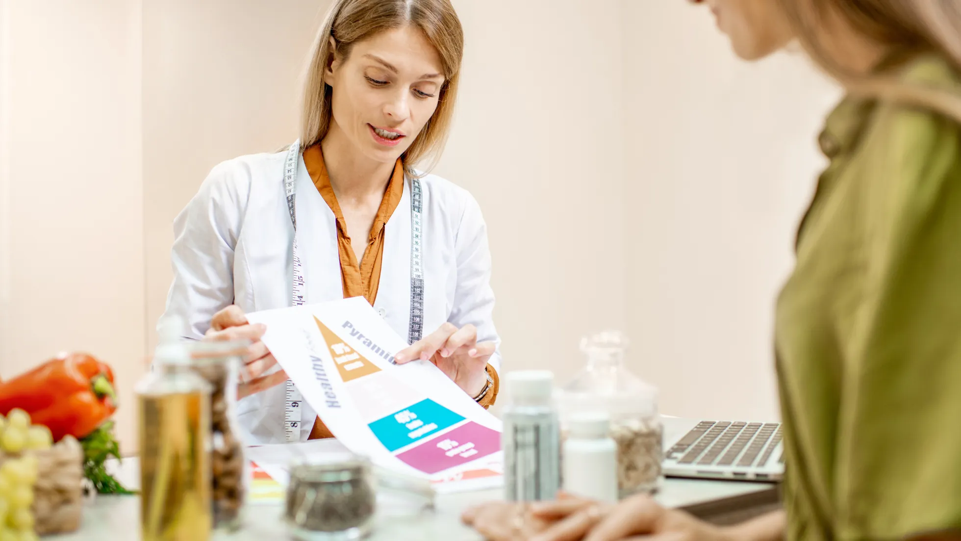 Advantages of Establishing a Nutritionists business in Dubai, UAE - Smart Zones UAE