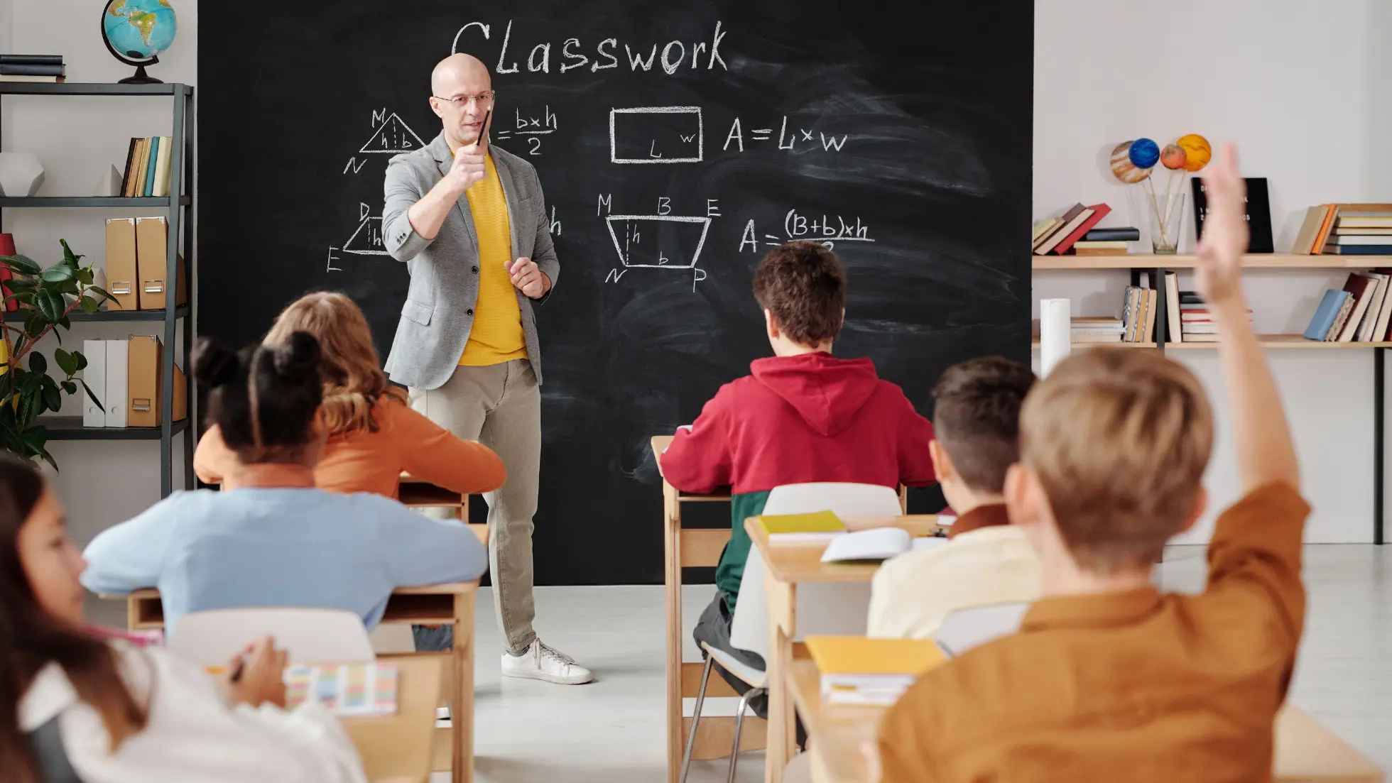 Get your Teacher License in Dubai, UAE - Smart Zones UAE