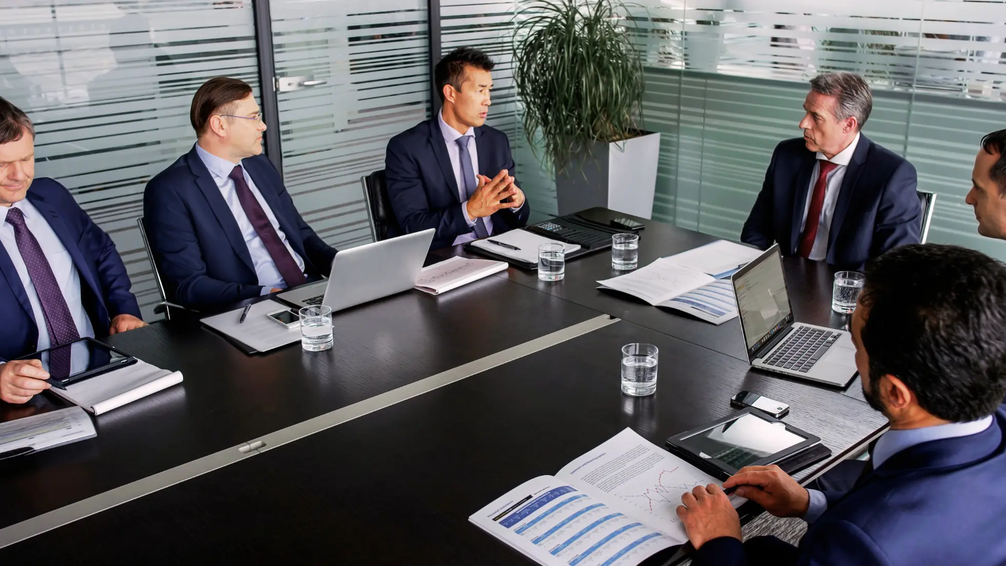 Start your Public Shareholding Company in Dubai - UAE - Smart Zones UAE