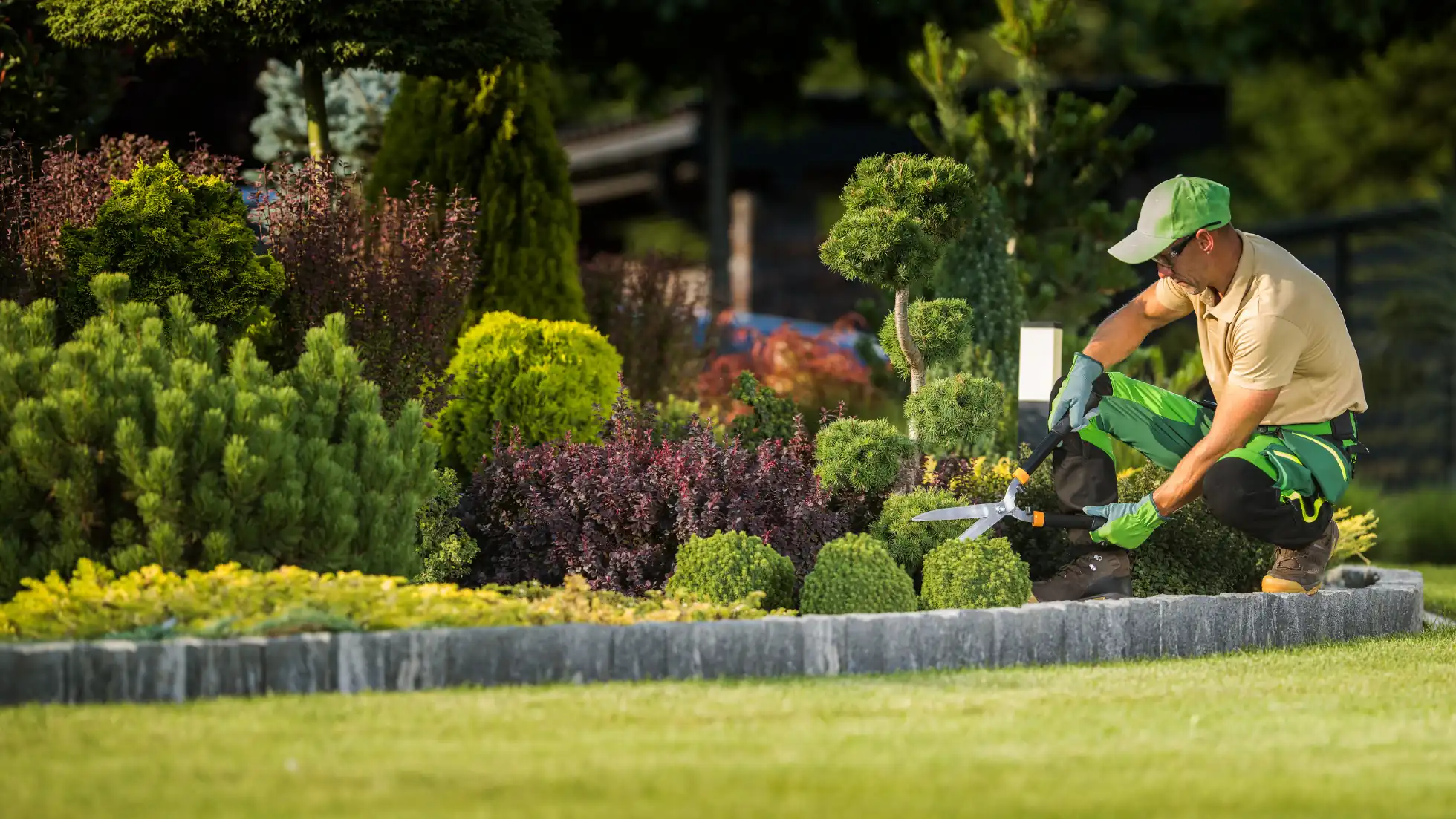 Advantages of Establishing a Landscaping Business in Dubai - Smart Zones UAE
