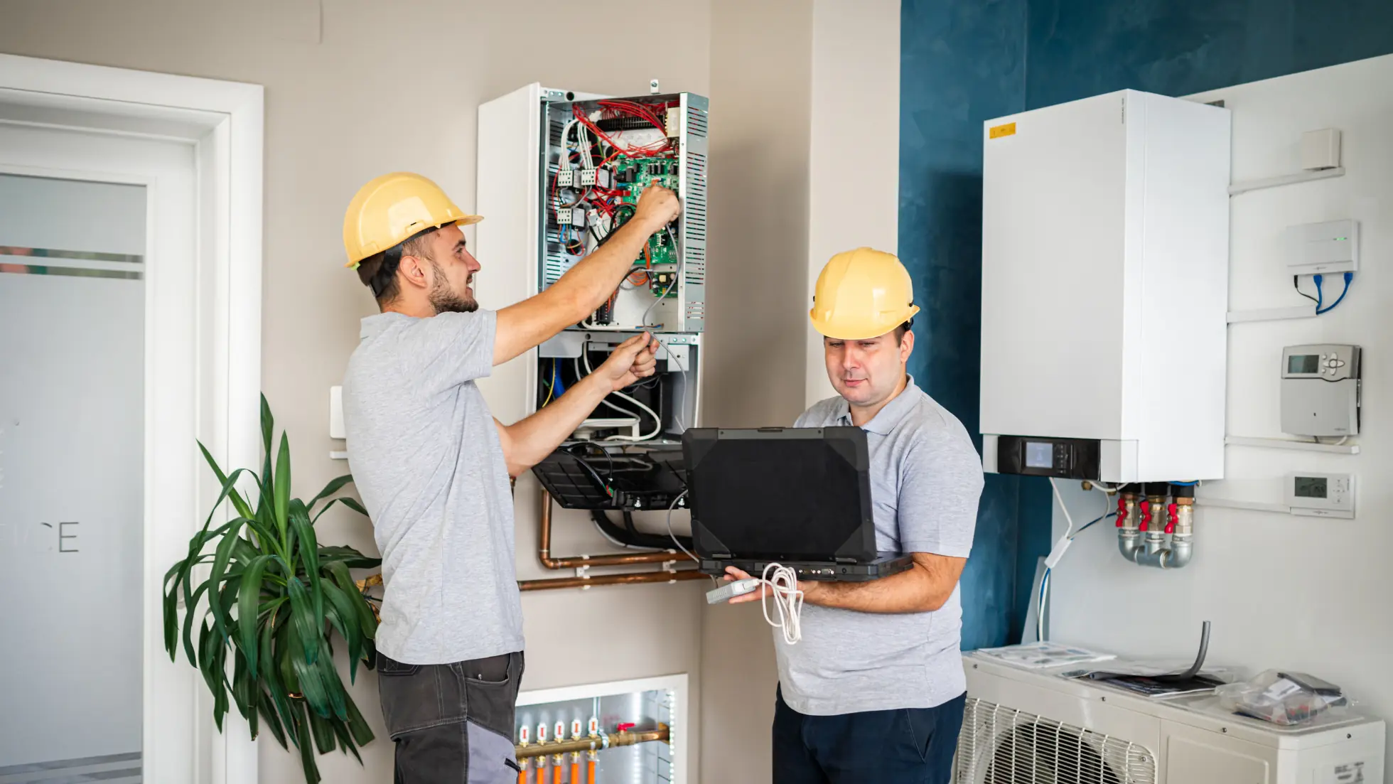 Start your Technical Services Business in Dubai, UAE - Smart Zones UAE