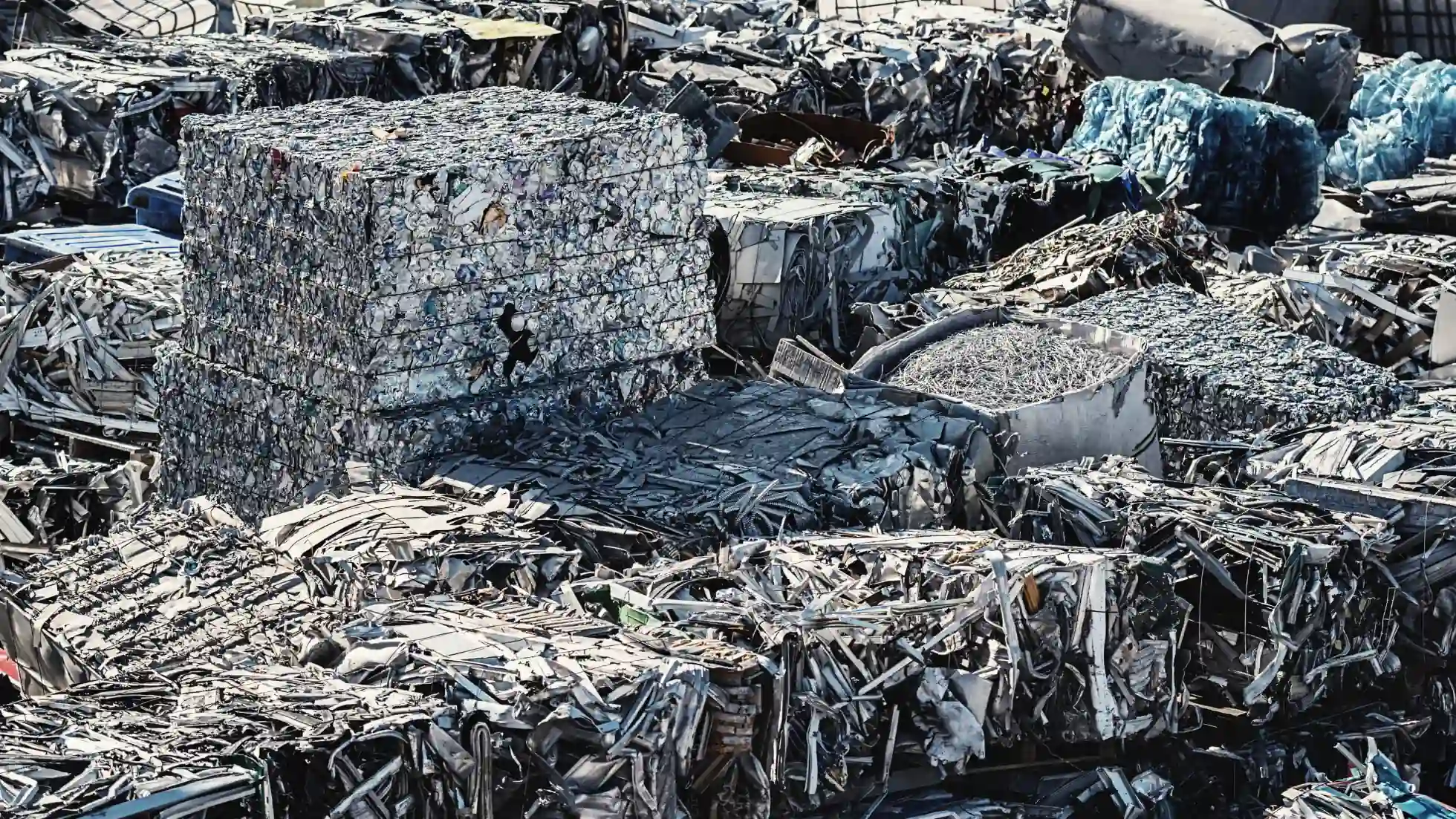 Start your Scrap Metal Business in Dubai, UAE - Smart Zones UAE