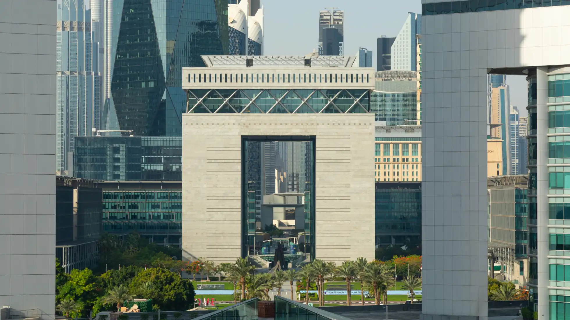 Dubai's $136M Initiative: Globalizing SMEs - Smart Zones® UAE