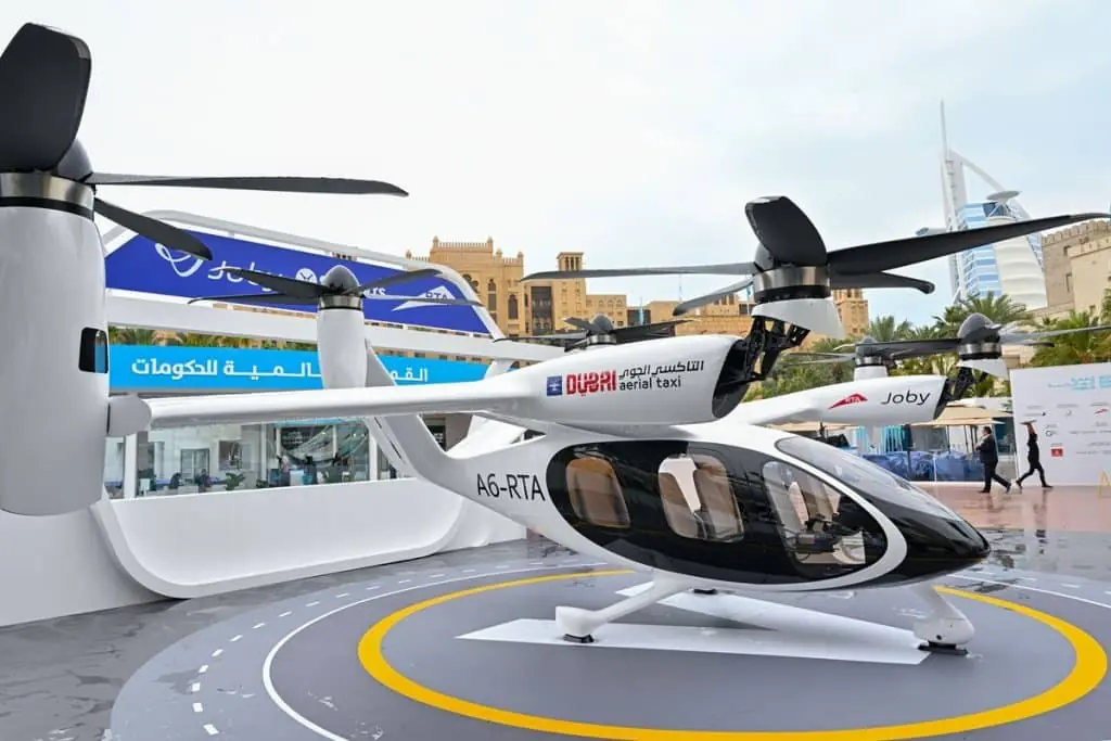 Dubai secures agreements for the world's first air taxi at the 2024 World Government Summit - Smart Zones® UAE