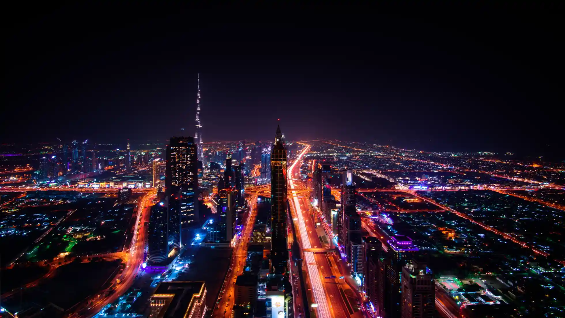 UAE Leads Metaverse Adoption, Poised To Contribute $16bn Annually By 2035 - Smart Zones® UAE