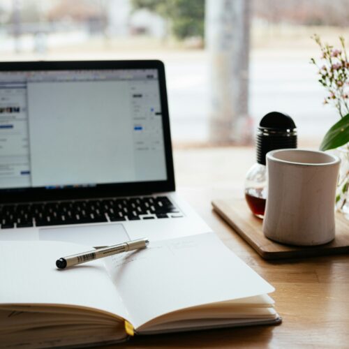 UAE Extends Content Creator and Advertiser License