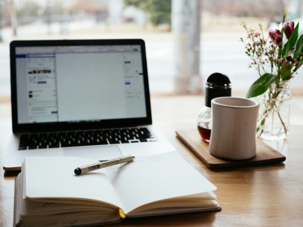 UAE Extends Content Creator and Advertiser License